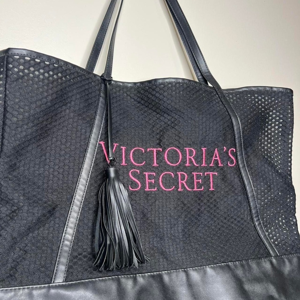 Victoria's Secret Black Mesh Tote Bag Y2K Pink Logo Shoulder Bag |Travel Gym - Picture 2 of 4